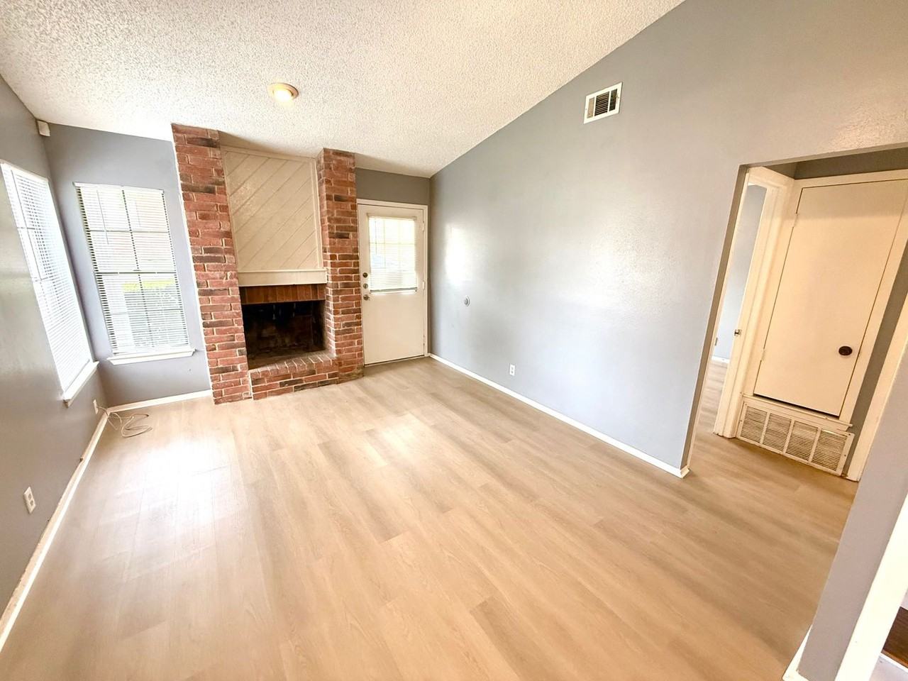 5310 Gawain Dr - Photo 5 of 27