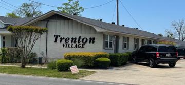 featured image of 606 S Trenton St #19