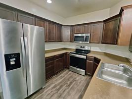 featured image of 91 W Springview Dr