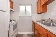 4224 W 20 ST CLEVELAND, OH. 44109 - Photo 1 of 1