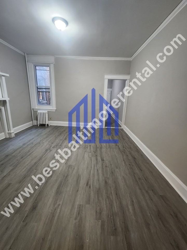 2913 Belmont Ave - Photo 3 of 10