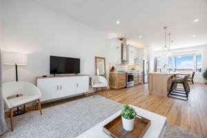 featured image of 6320 Lakeshore Road