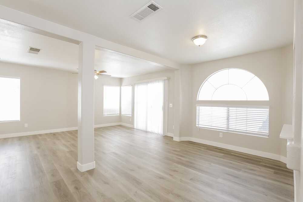 3201 Cheltenham St - Photo 7 of 17