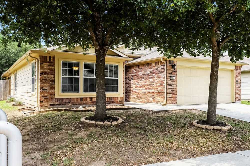 1365 Red Barn Run - Photo 3 of 16