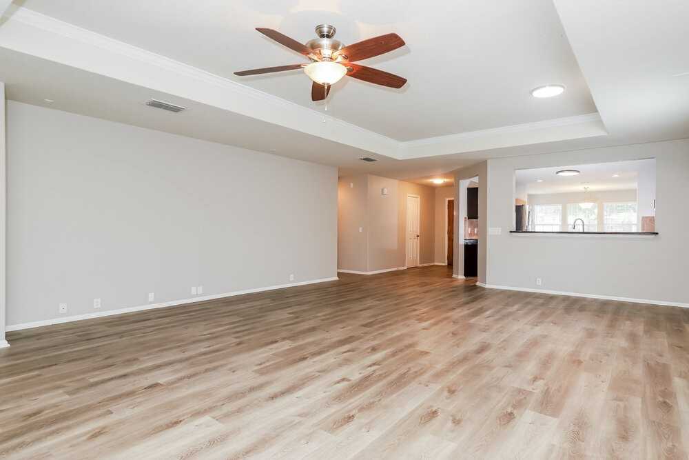 1365 Red Barn Run - Photo 5 of 16