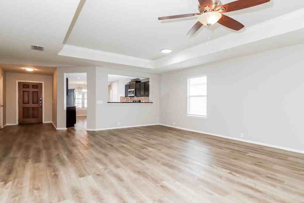 1365 Red Barn Run - Photo 6 of 16