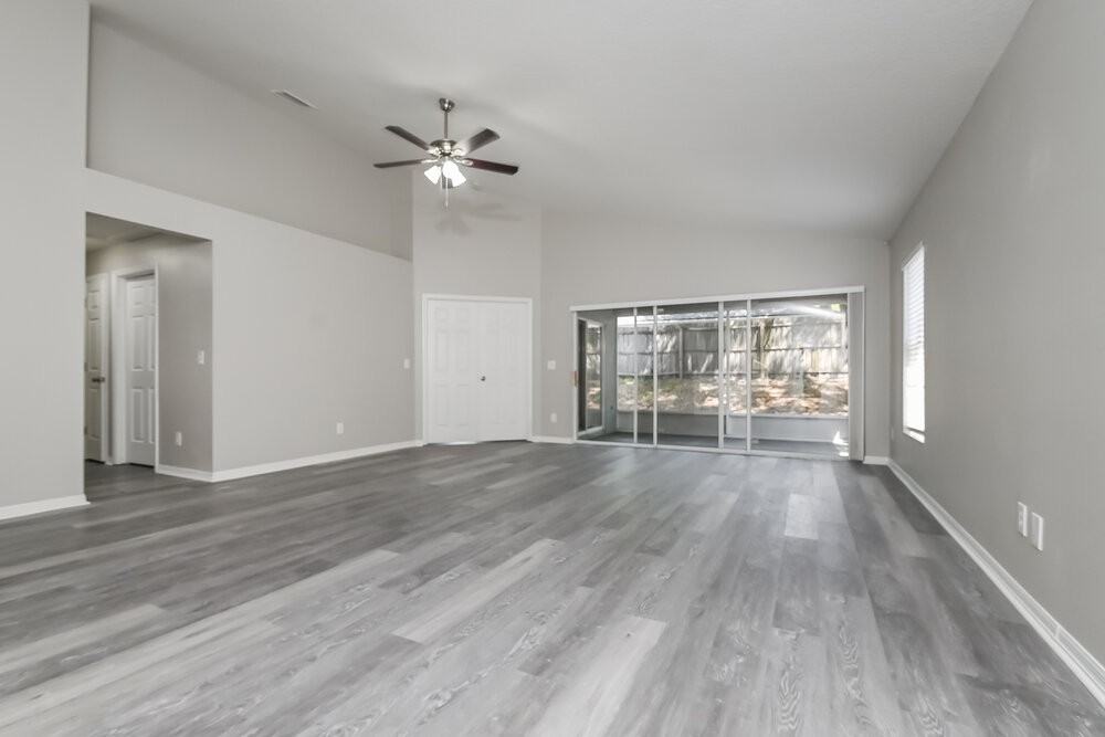 3208 Summer Cruise Dr - Photo 4 of 15