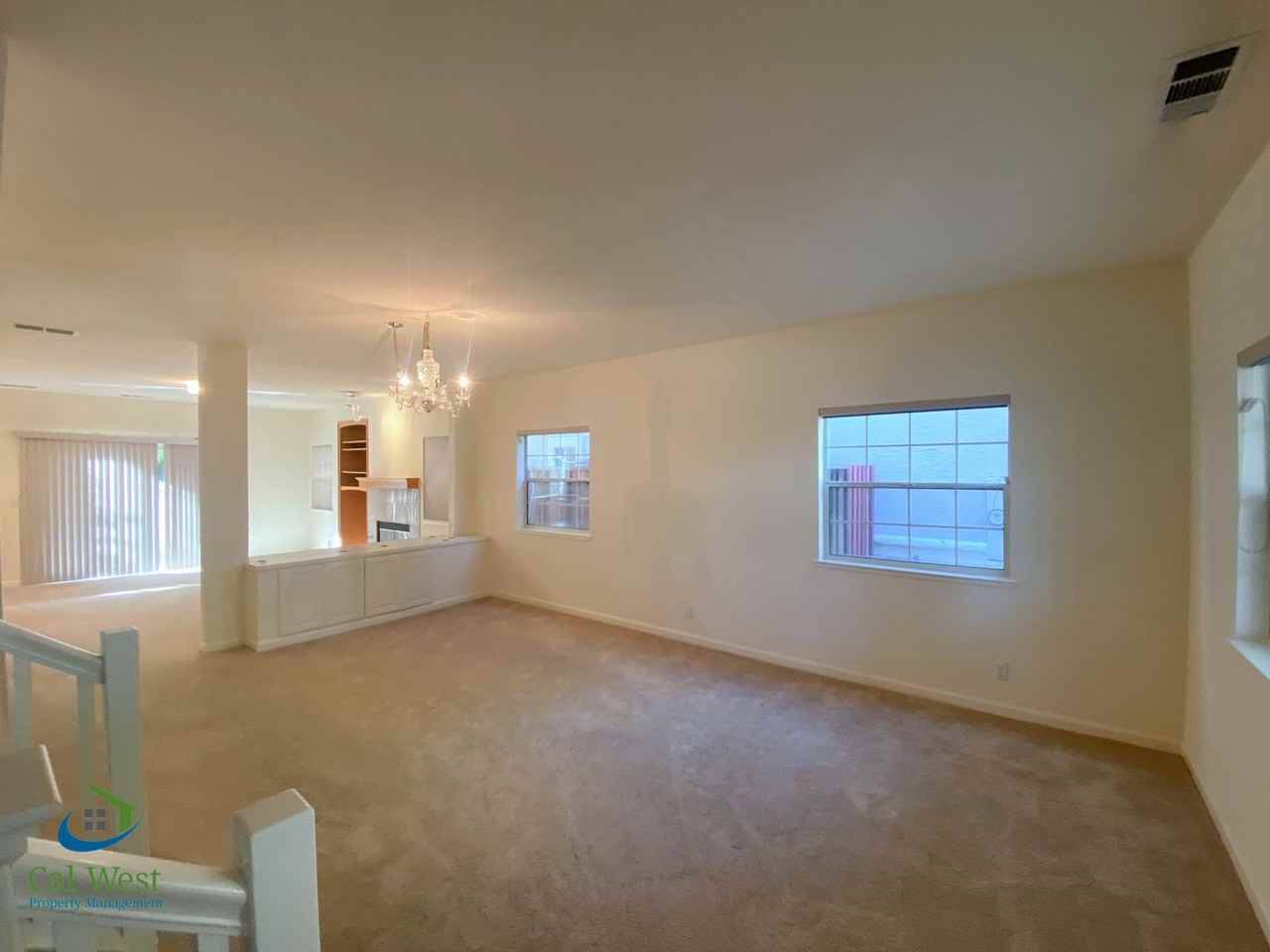 855 Jackson St - Photo 5 of 47