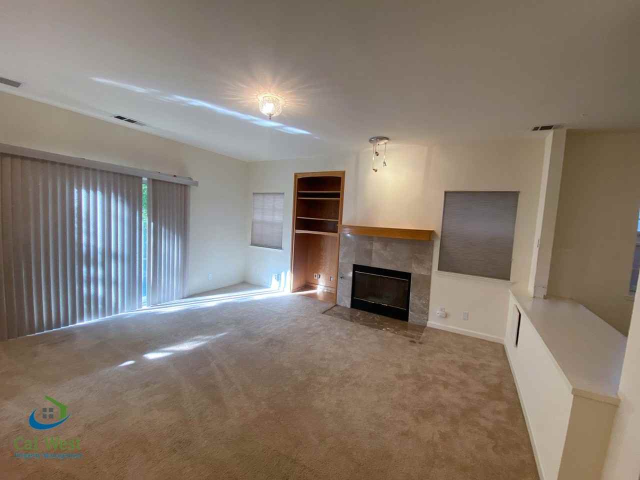 855 Jackson St - Photo 6 of 47