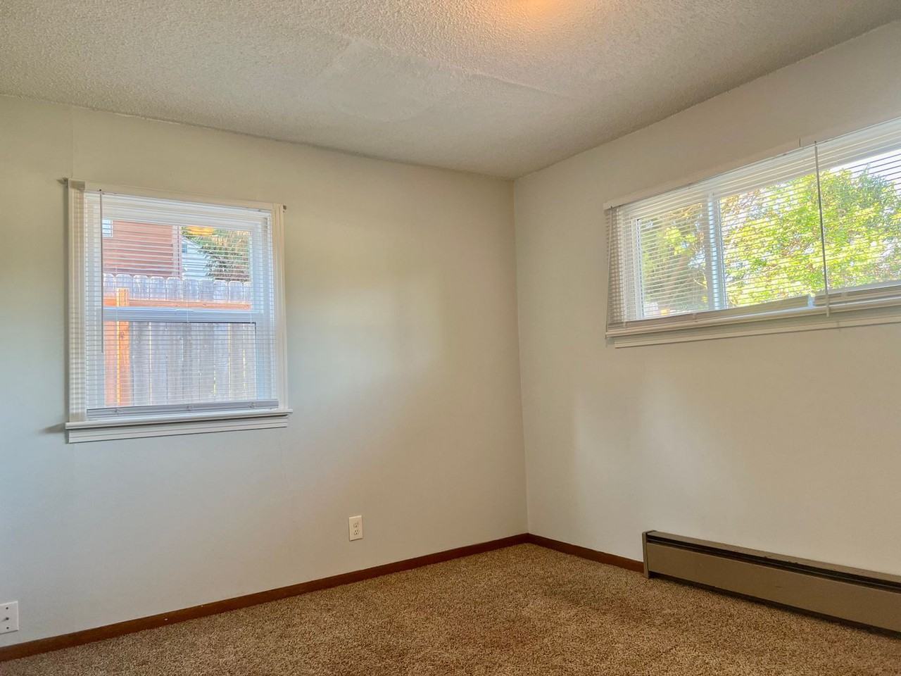 16043 Sylvester Rd Sw - Photo 7 of 12