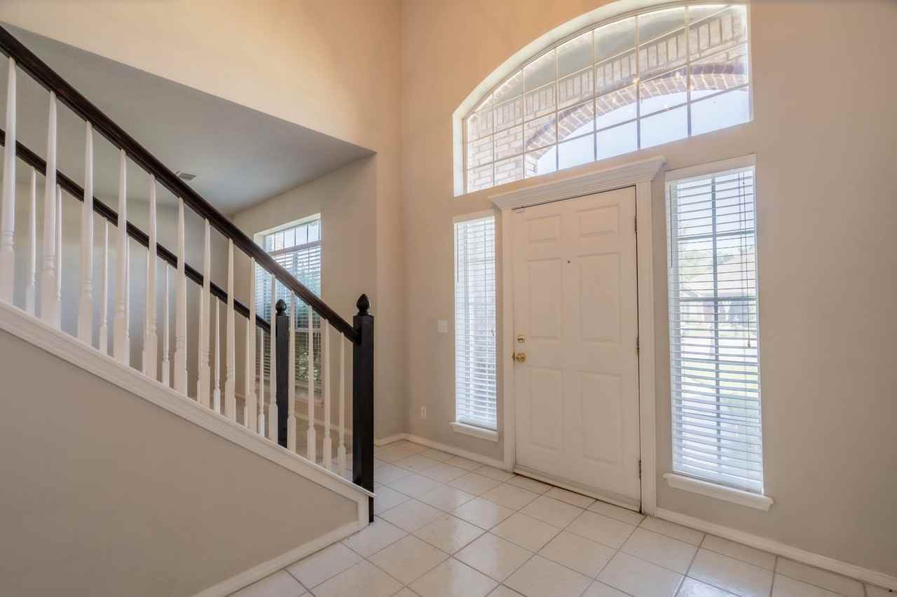 8514 S 112th East Ave - Photo 2 of 20