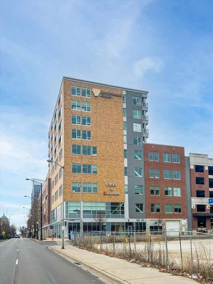 301 N Neil St - Photo 5 of 44