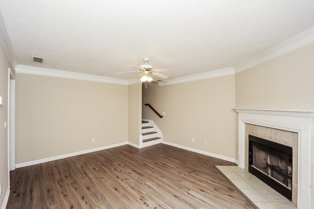 10 Carey Ct - Photo 5 of 17