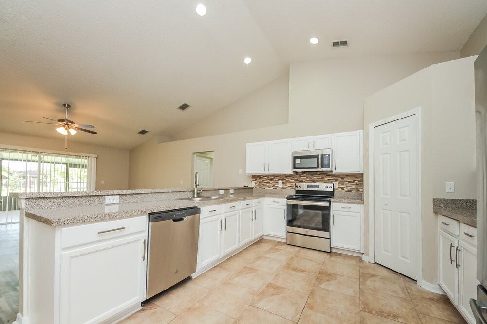 46 Dorset Dr - Photo 6 of 14