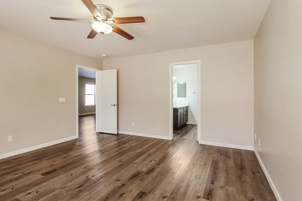 1044 S 239th Ln - Photo 7 of 16