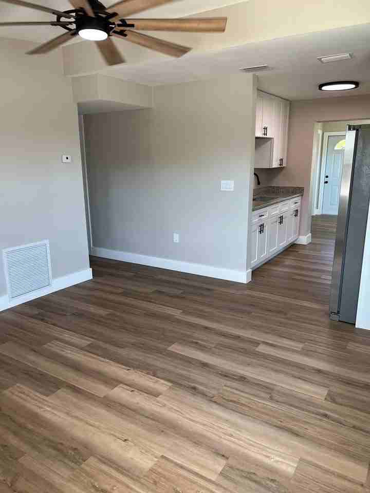 2304 Ednor St - Photo 4 of 28