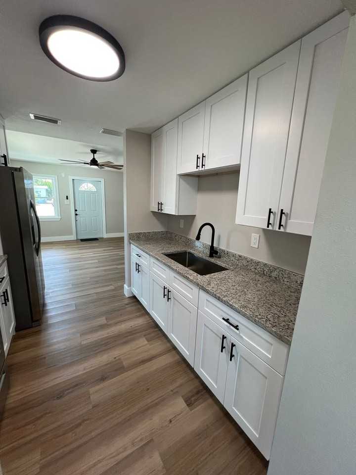 2304 Ednor St - Photo 7 of 28