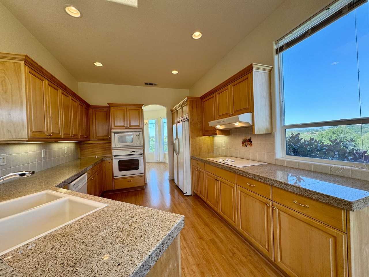 6255 Peacock Way - Photo 3 of 50