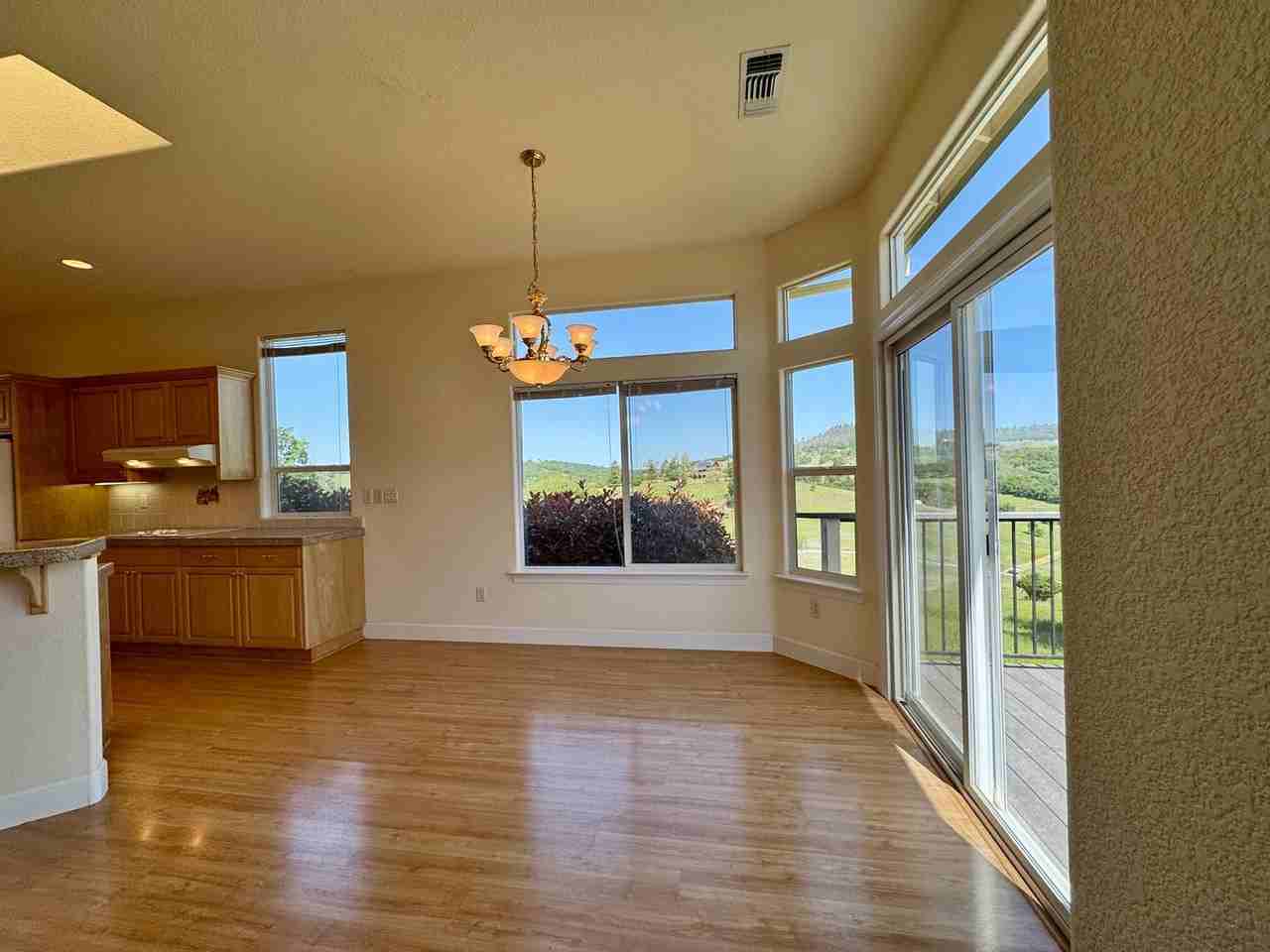 6255 Peacock Way - Photo 7 of 50