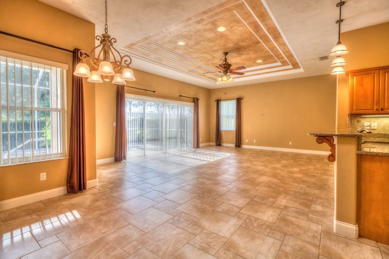 4213 Mayfair Ln - Photo 7 of 26