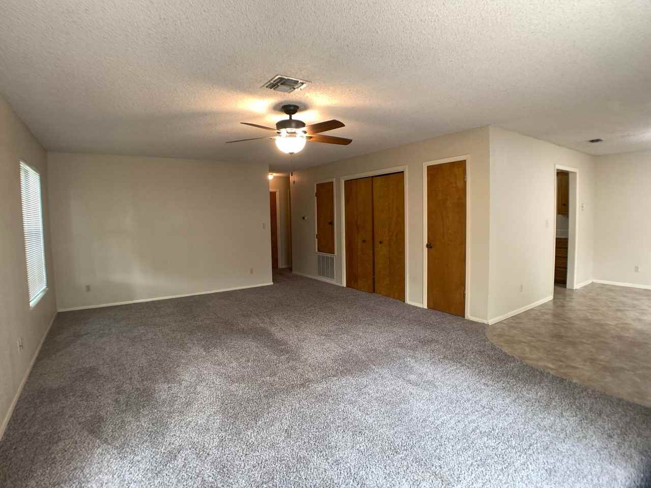 40 Royal Crst - Photo 2 of 24