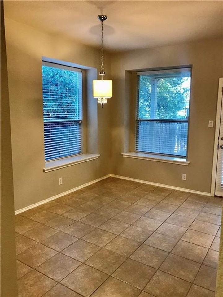 13609 Pine Warbler Dr - Photo 5 of 20