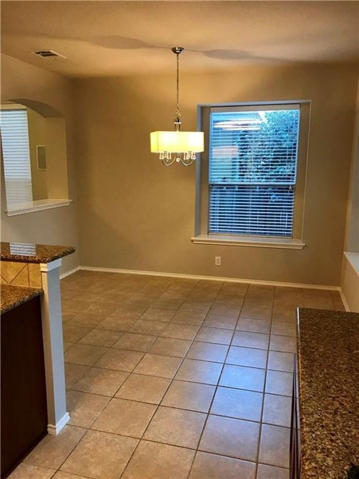 13609 Pine Warbler Dr - Photo 6 of 20