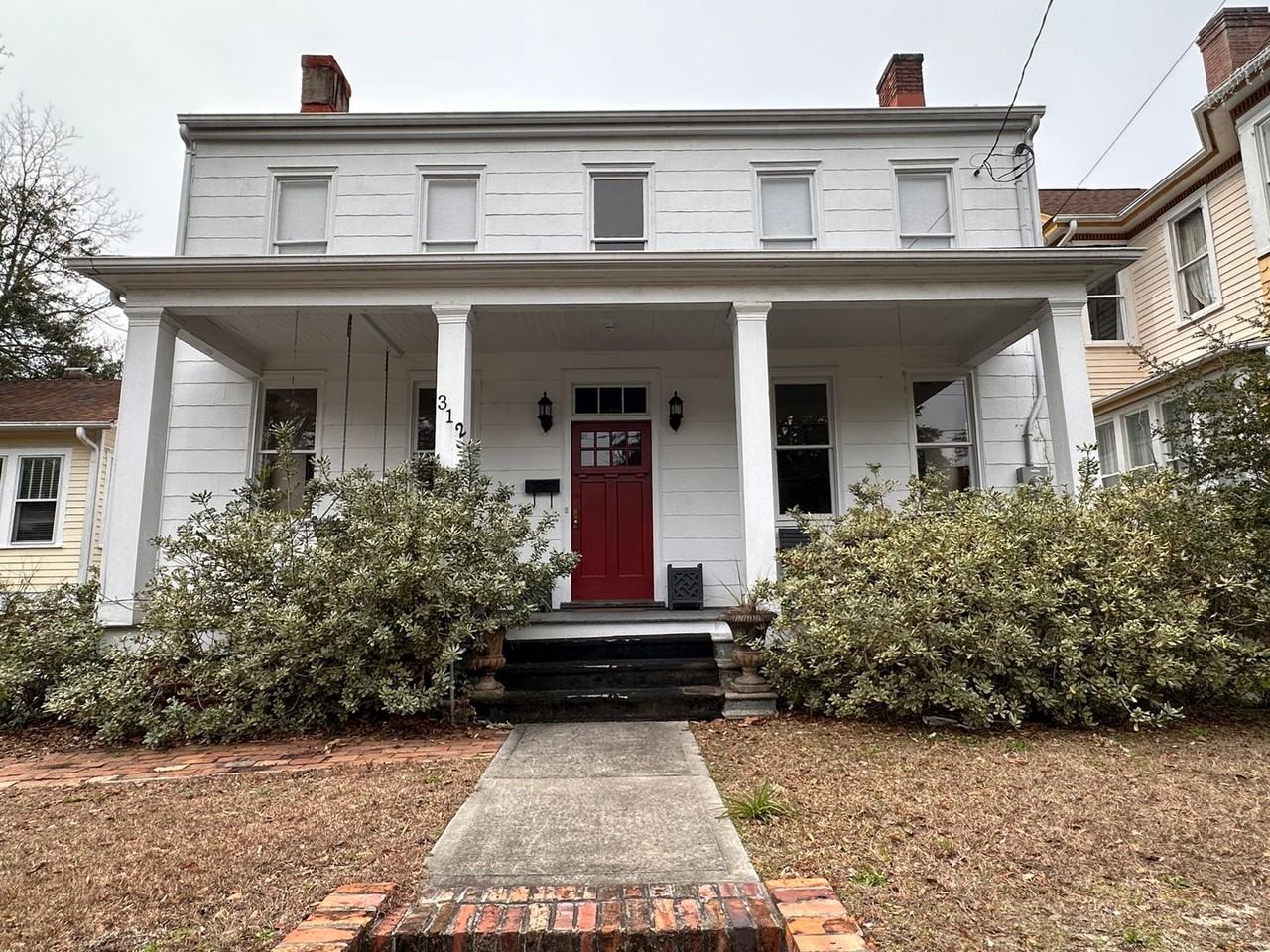 312 S 4th St - Photo 2 of 19