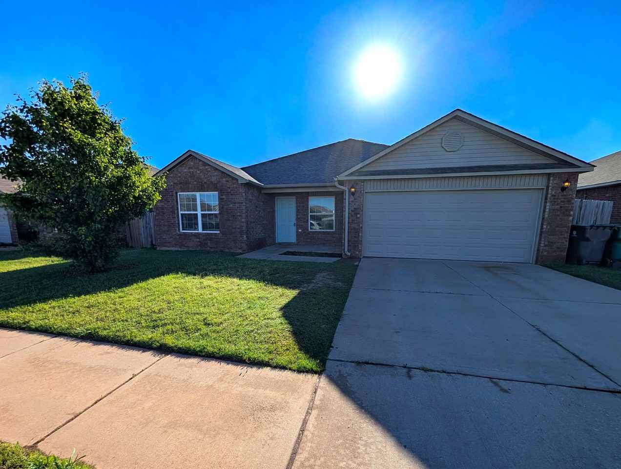 9616 Kindsey Ave - Photo 2 of 16