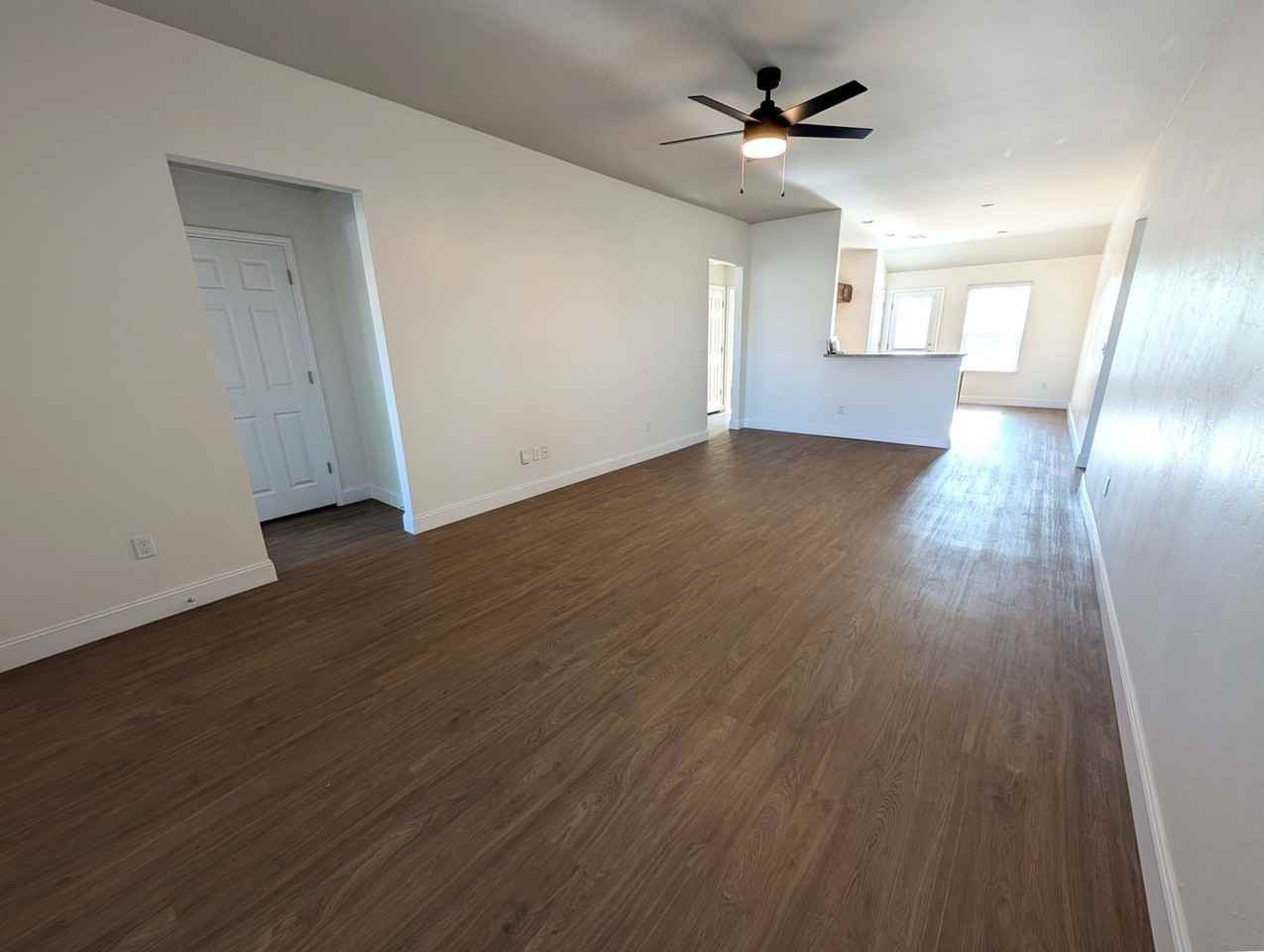 9616 Kindsey Ave - Photo 3 of 16