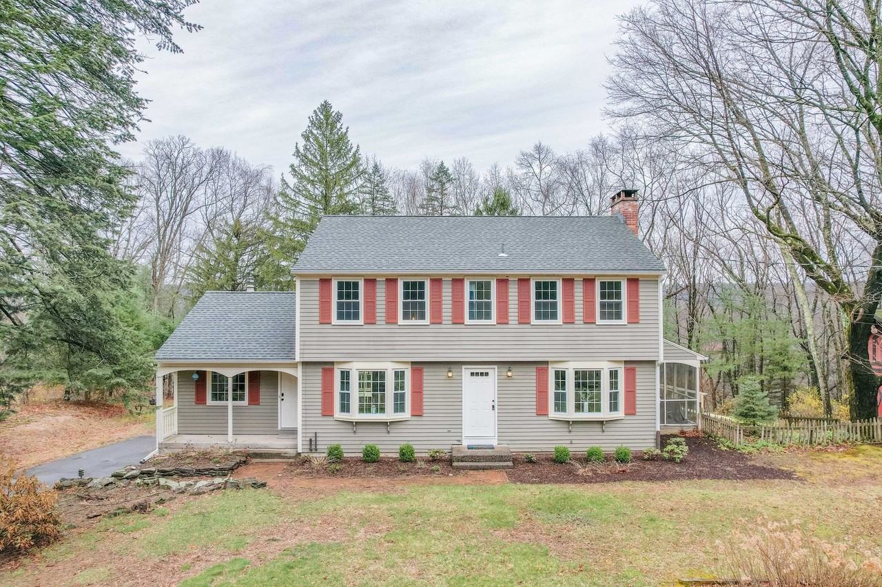 30 Hawley Hill Rd - Photo 2 of 33