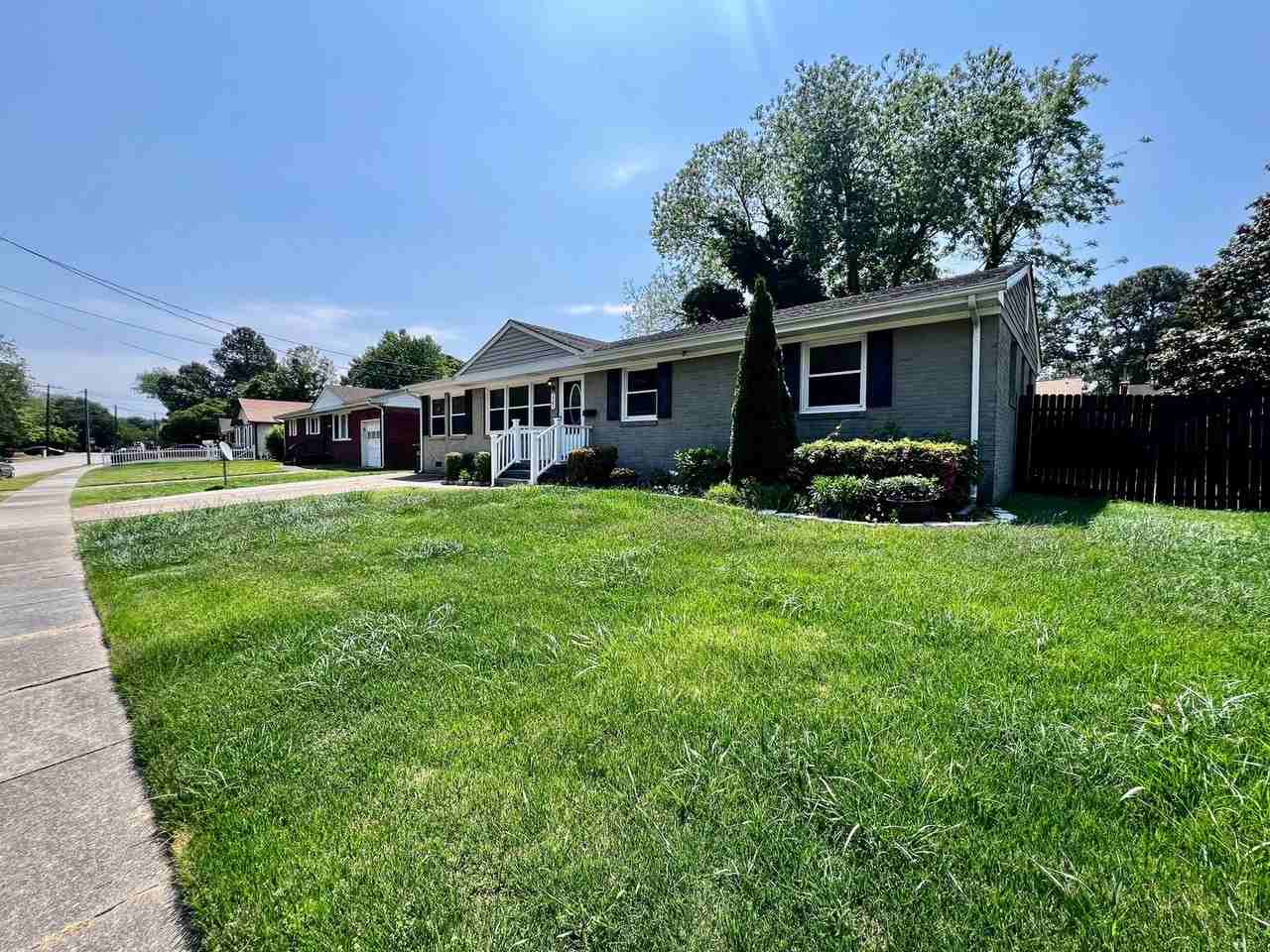 3561 Orange St - Photo 2 of 31