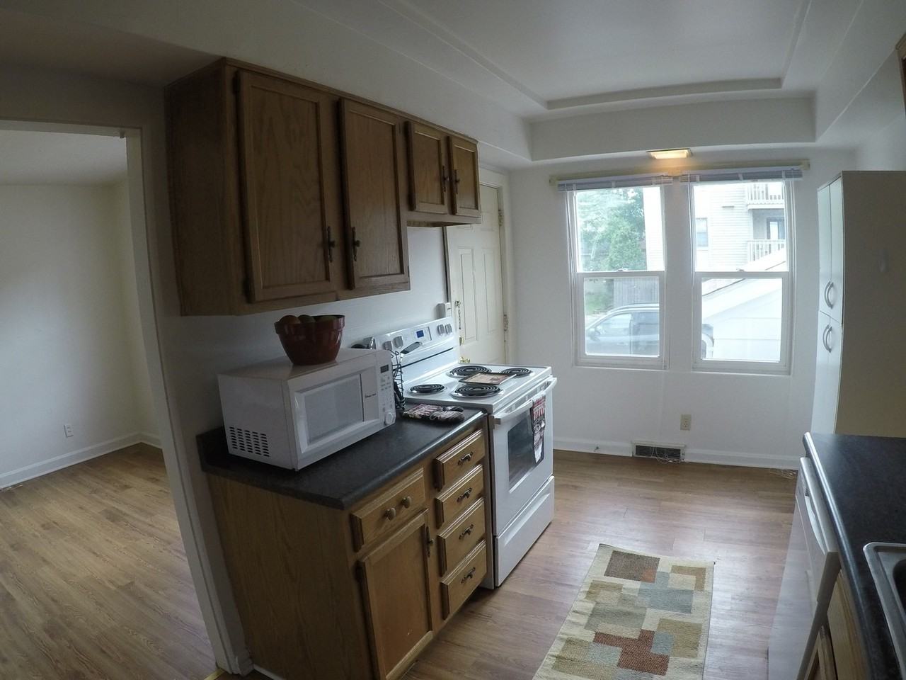 14, 14A, 16 N. Russell St. - Photo 3 of 33