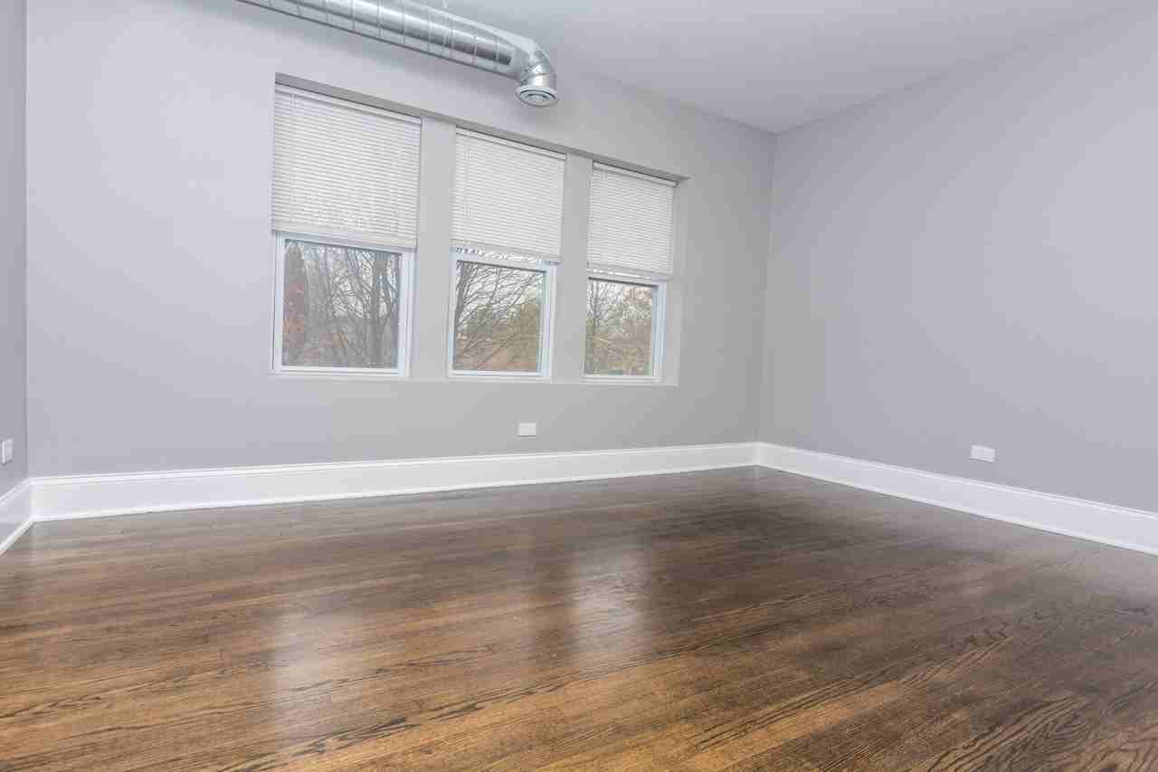 7511 S Yale Ave - Photo 7 of 8