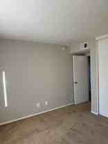 925 S Riverside Ave - Photo 1 of 1