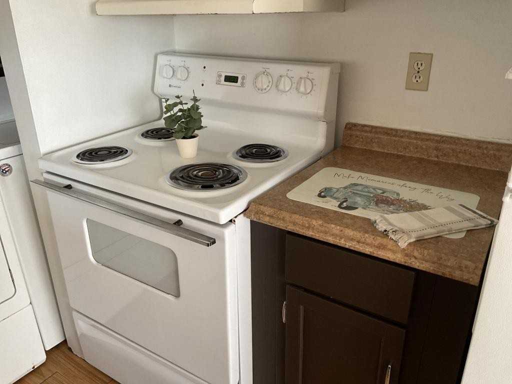 640 Briar Mnr - Photo 3 of 10