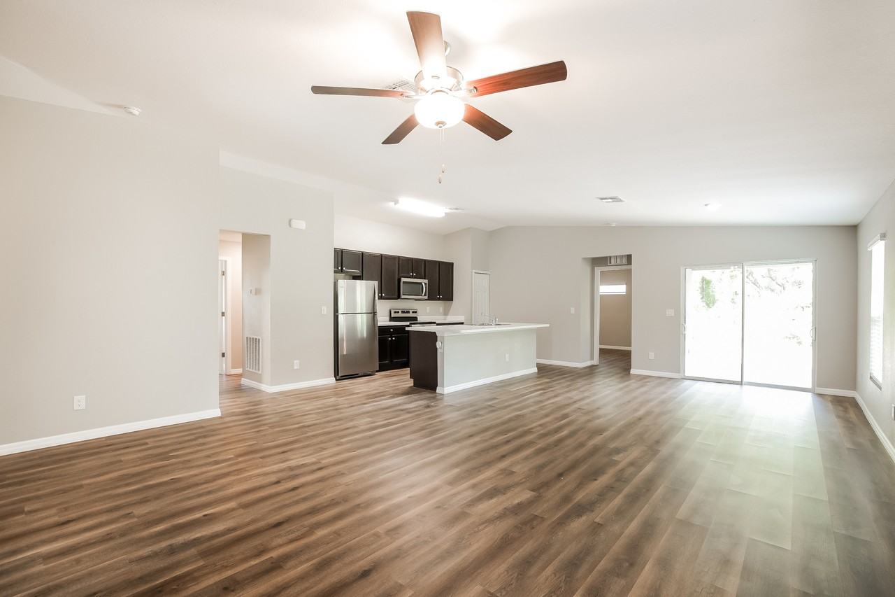 258 Dorman St - Photo 6 of 27