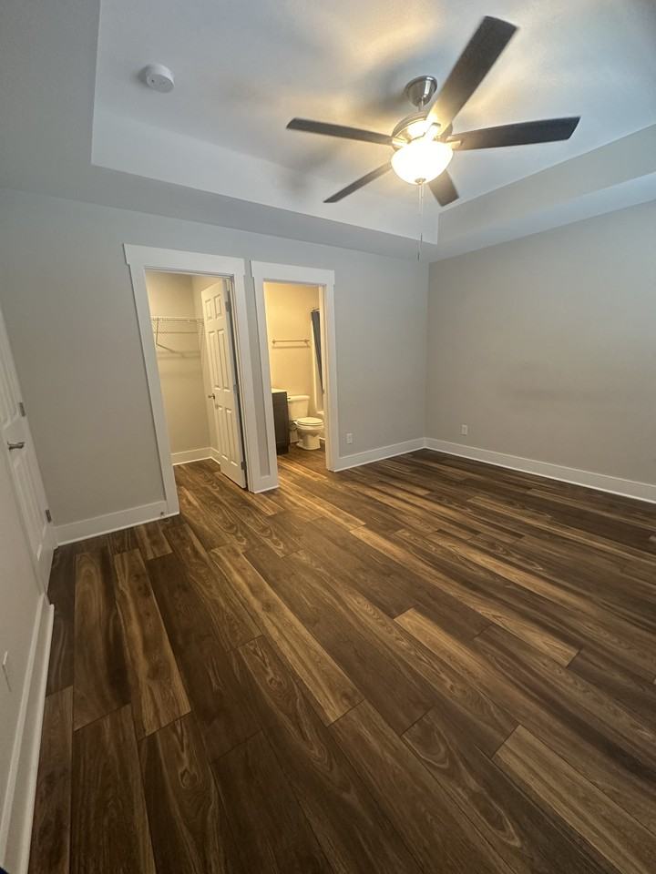 4408 Shelborne Dr #4412 - Photo 7 of 12