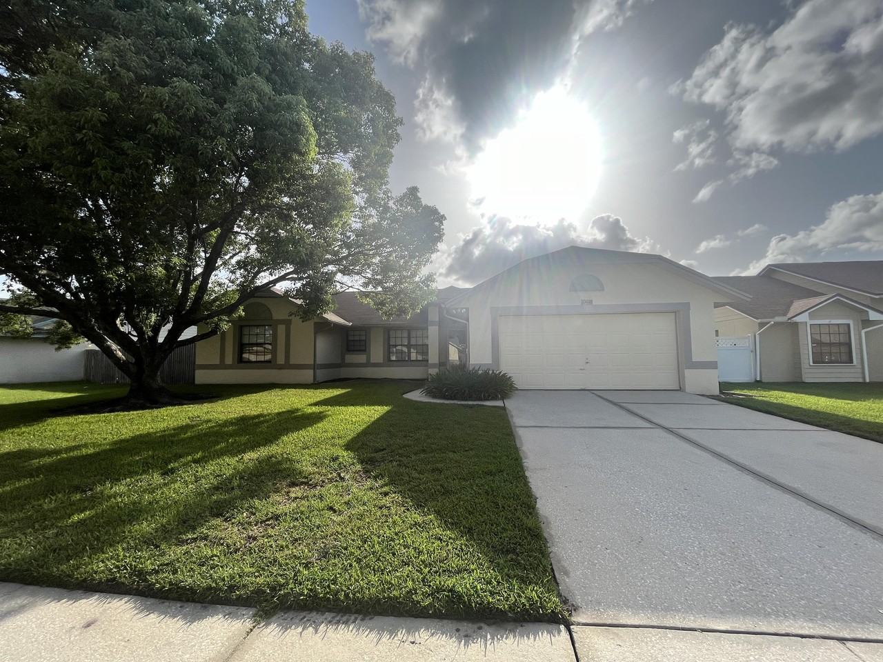 10448 Water Hyacinth Dr - Photo 3 of 35