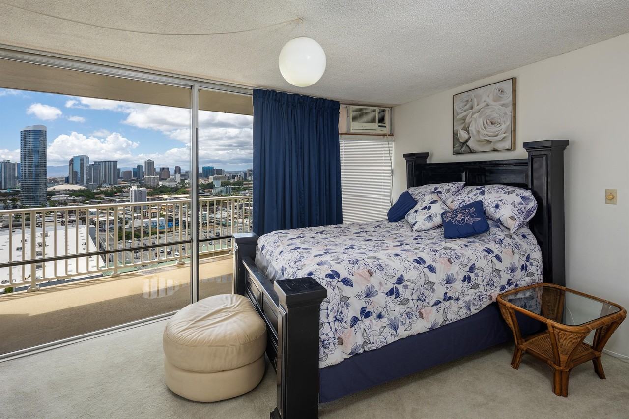 750 Amana St Ph 1 #1 - Photo 2 of 18