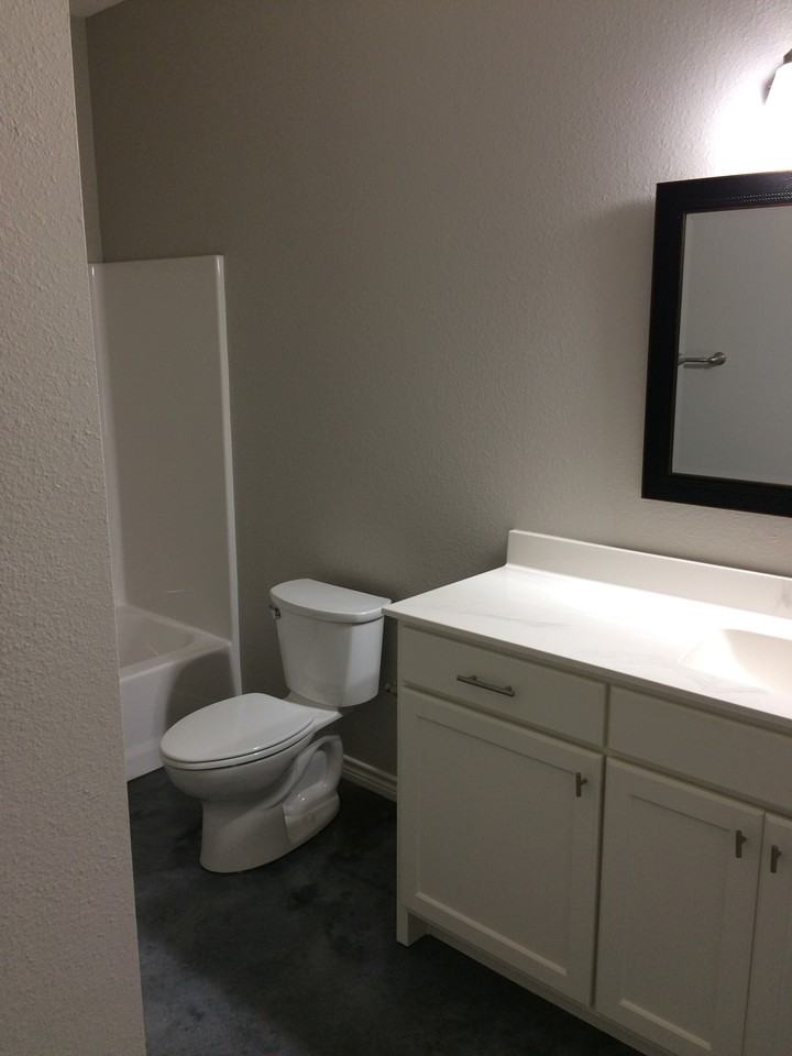 10222 Hwye Unit1 #1 - Photo 2 of 20