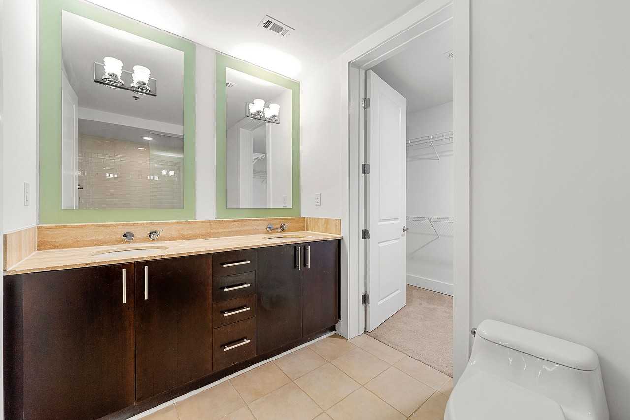 4561 Olde Perimeter Way #1803 - Photo 6 of 33