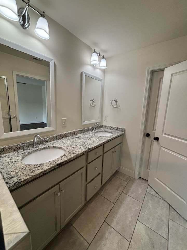 954 Lennox Blvd - Photo 5 of 29