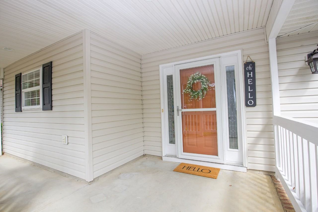 225 Adams Cir - Photo 2 of 40