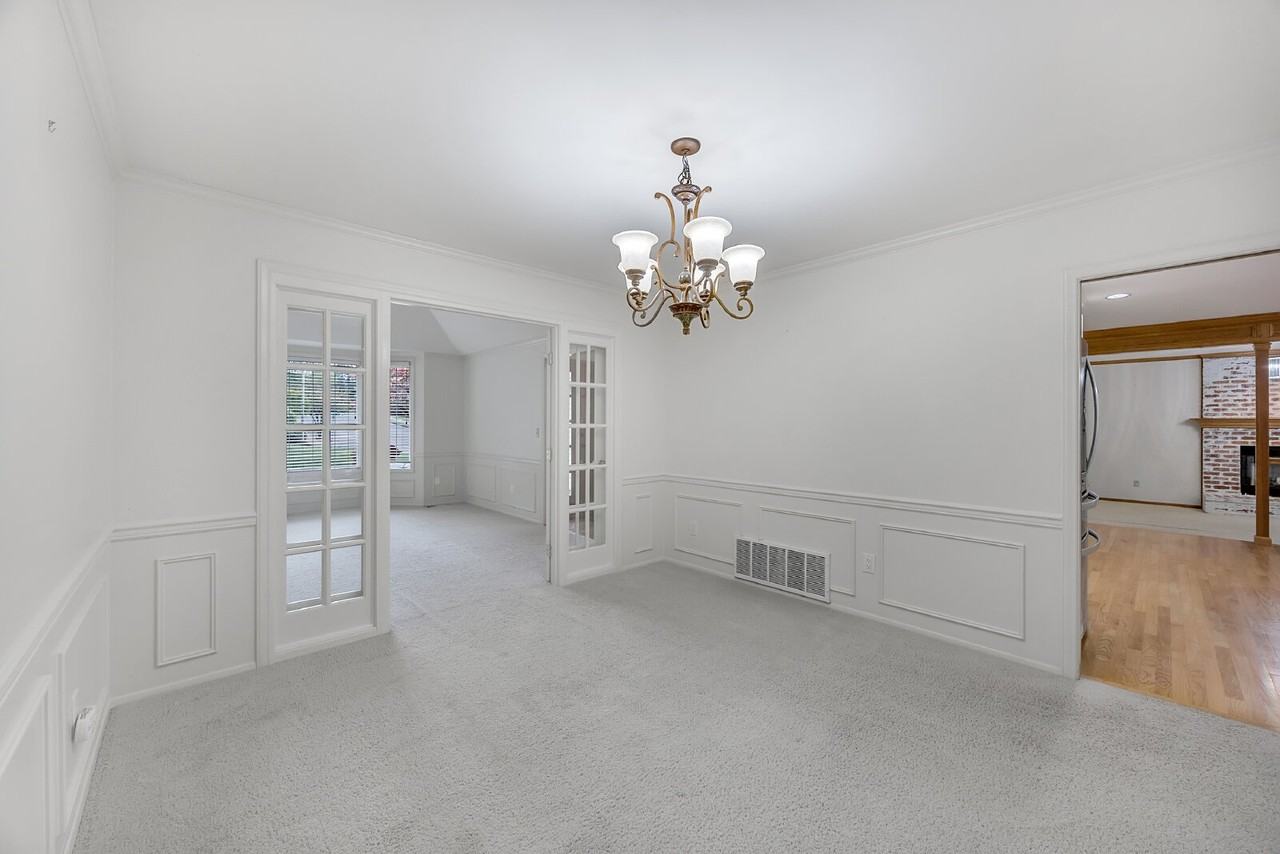 1711 28th St Se - Photo 7 of 26