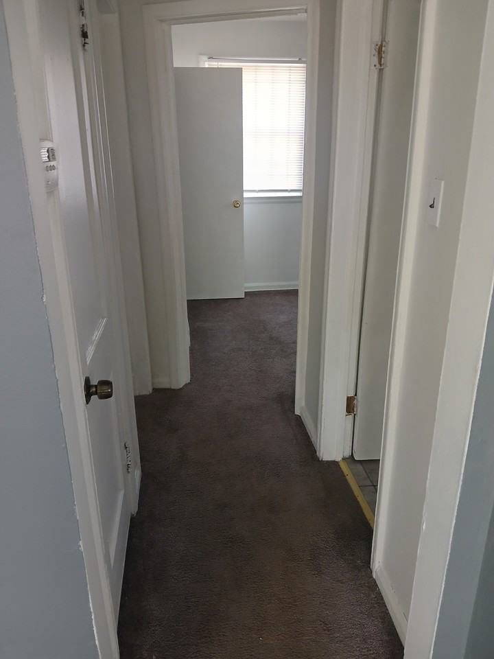 19212 Riopelle St - Photo 2 of 7