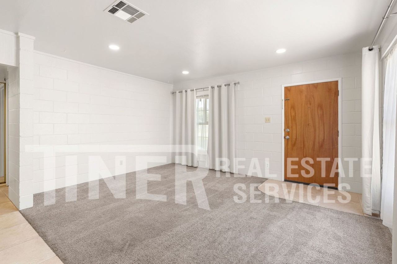 10723 Alicante Way - Photo 2 of 18