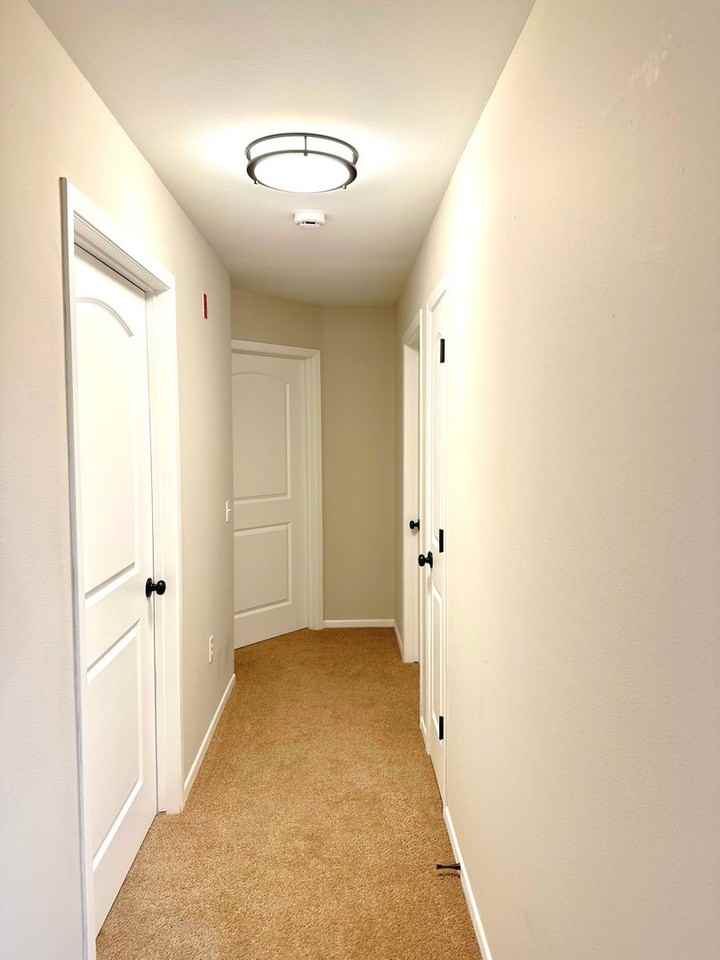 Port Terrace - Photo 4 of 9