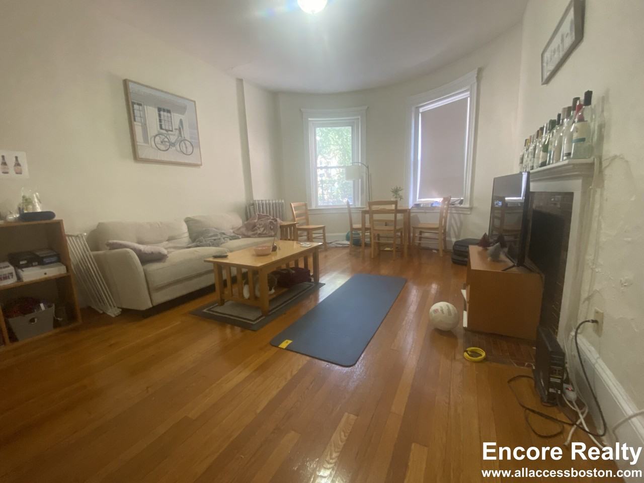 1778 Beacon St #1A - Photo 3 of 10