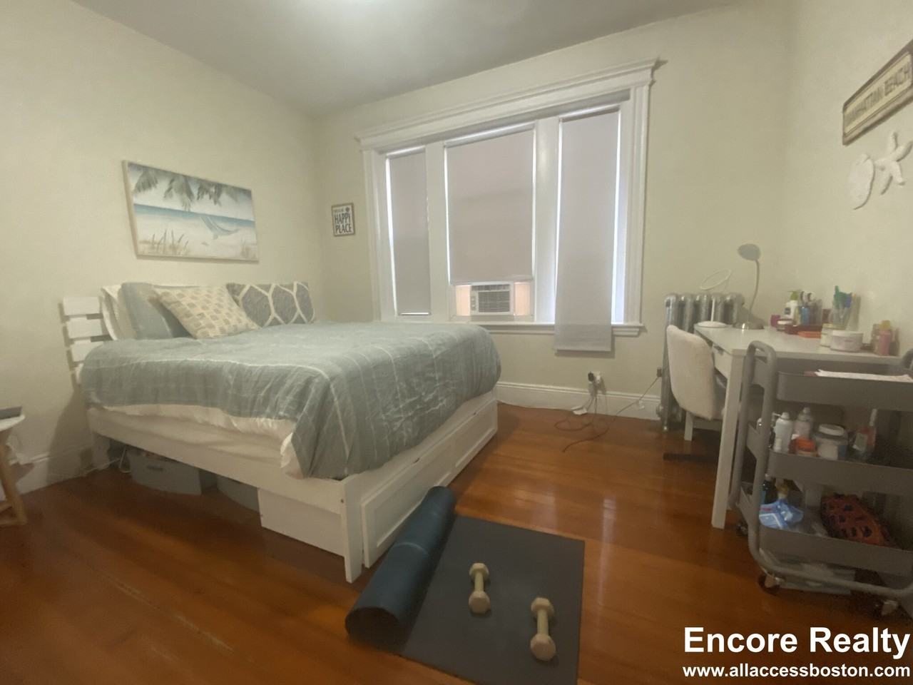 1778 Beacon St #1A - Photo 6 of 10